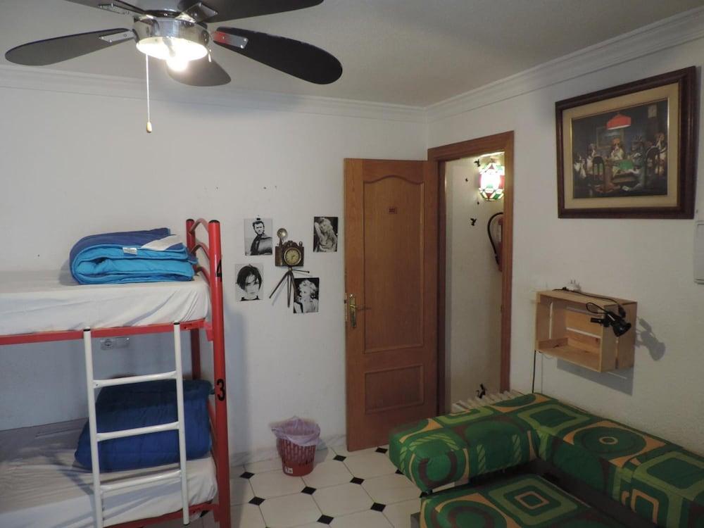 Hostel El Cascabel Granada Luaran gambar