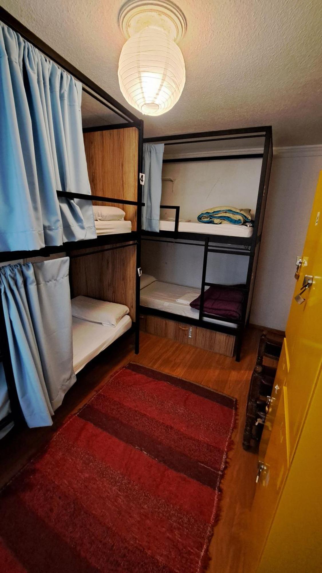 Hostel El Cascabel Granada Luaran gambar