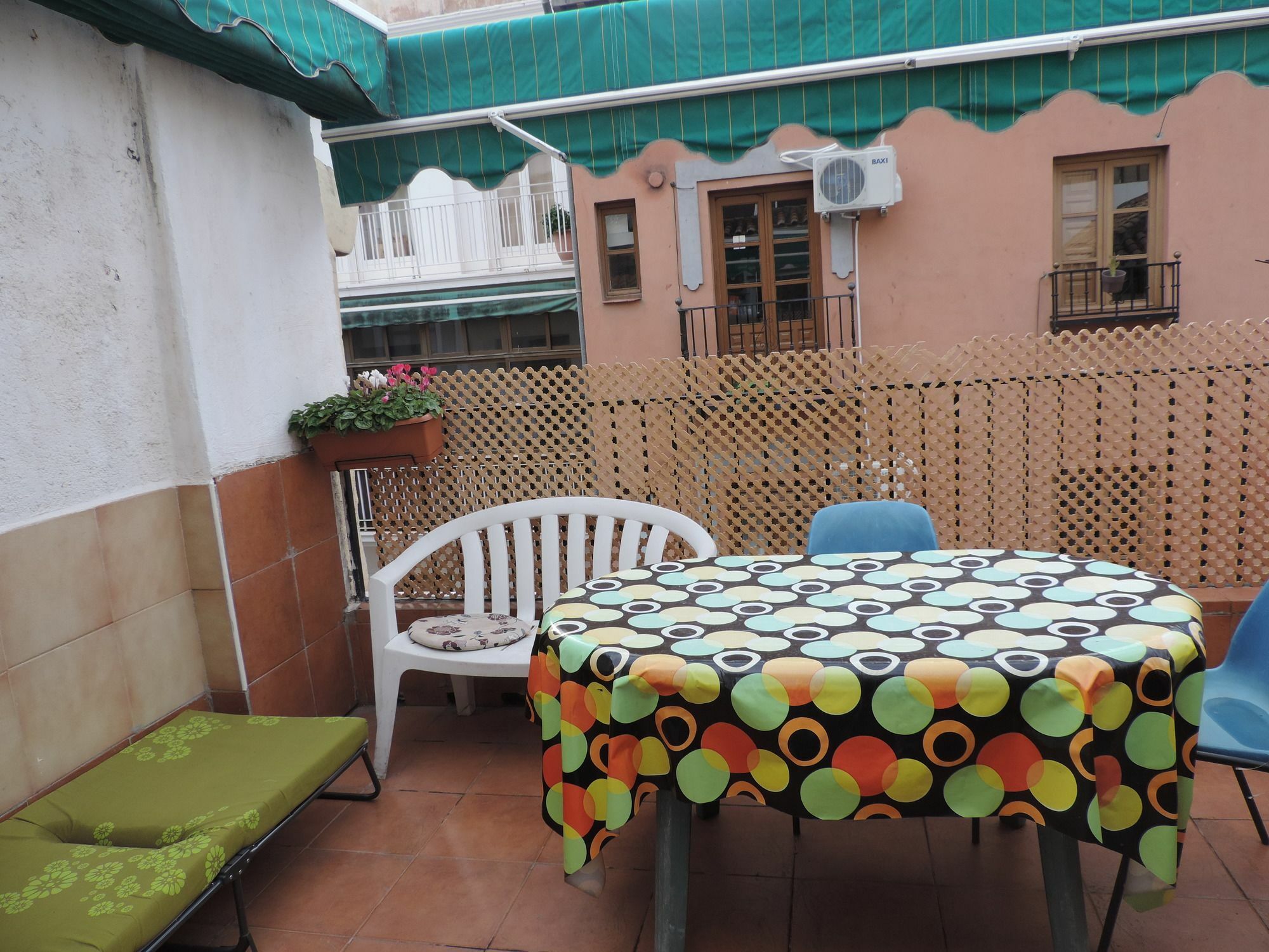 Hostel El Cascabel Granada Luaran gambar